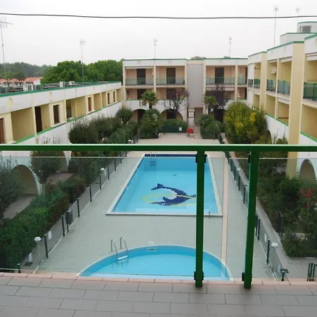 2-level Flat With Pool Balcony Near *