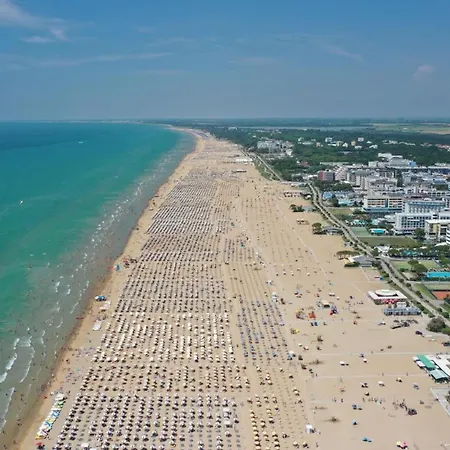 Apartment Comfy With Balcony And Ac Bibione