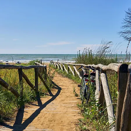 Comfy With Balcony And Ac Apartment Bibione