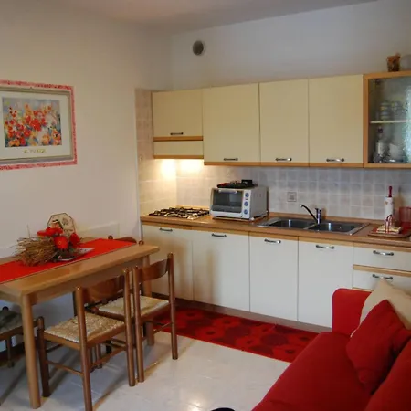 Appartamento 2-level Flat With Pool Balcony Near *