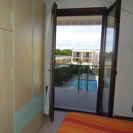 2-level Flat With Pool Balcony Near Apartament